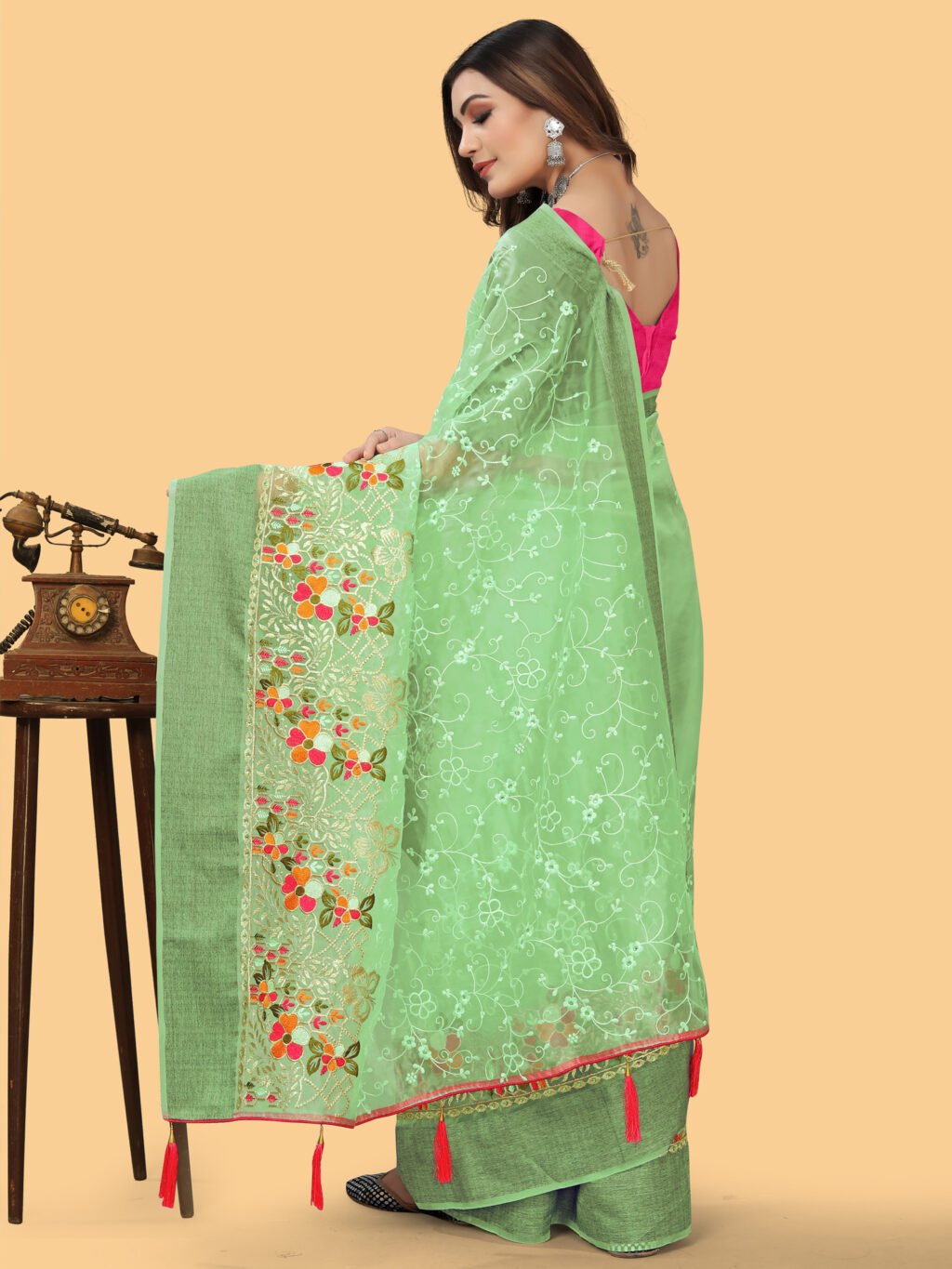 Pinkish Green Organza Silk Saree - Image 3
