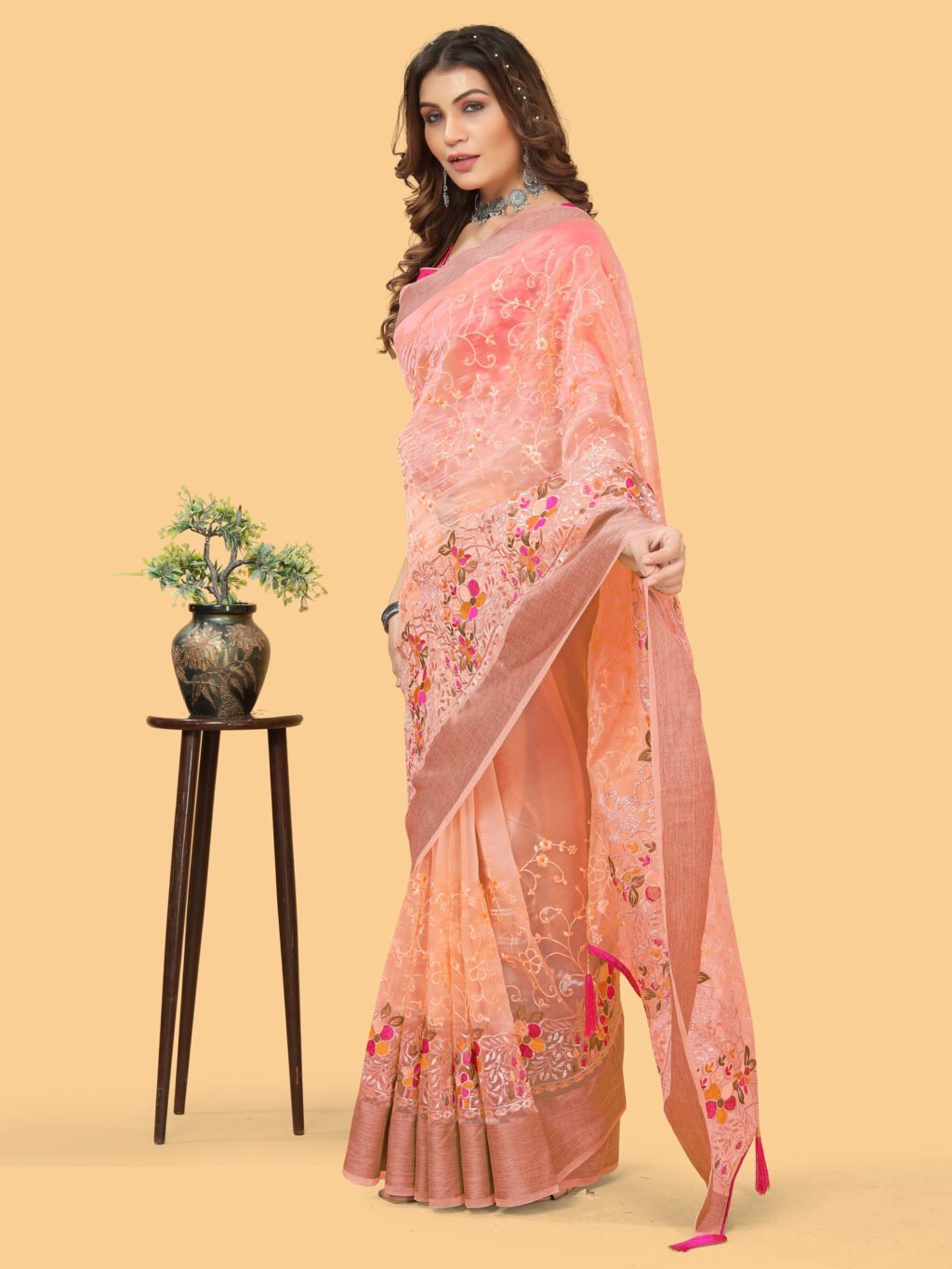 Peach Pink Organza Silk Saree - Image 4