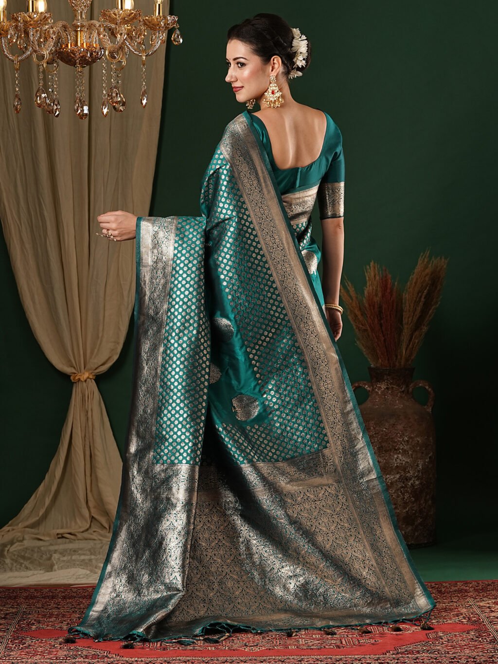 showcasing the beauty and craftsmanship of Traditional Saree.