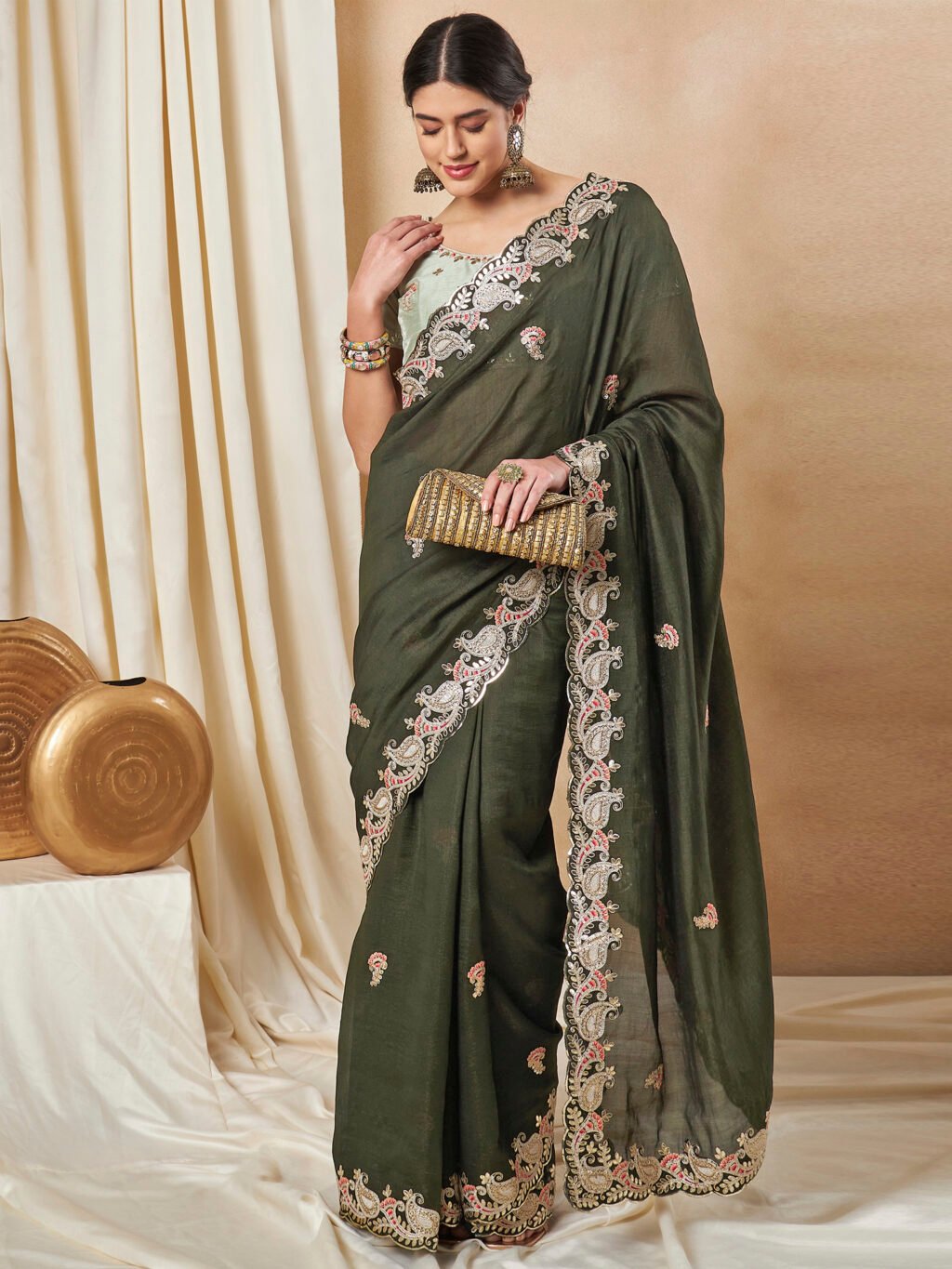 Olive Silk Saree - Image 4