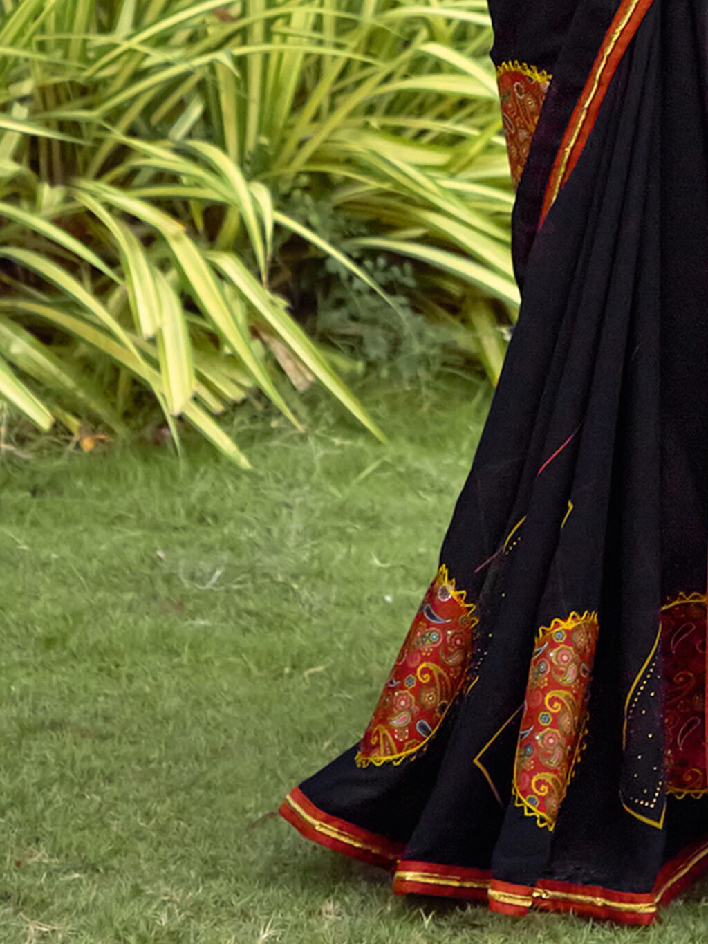 Get the best latest saree design