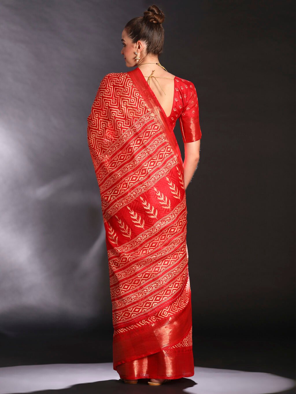 showcasing the beauty and craftsmanship of Silk Saree.
