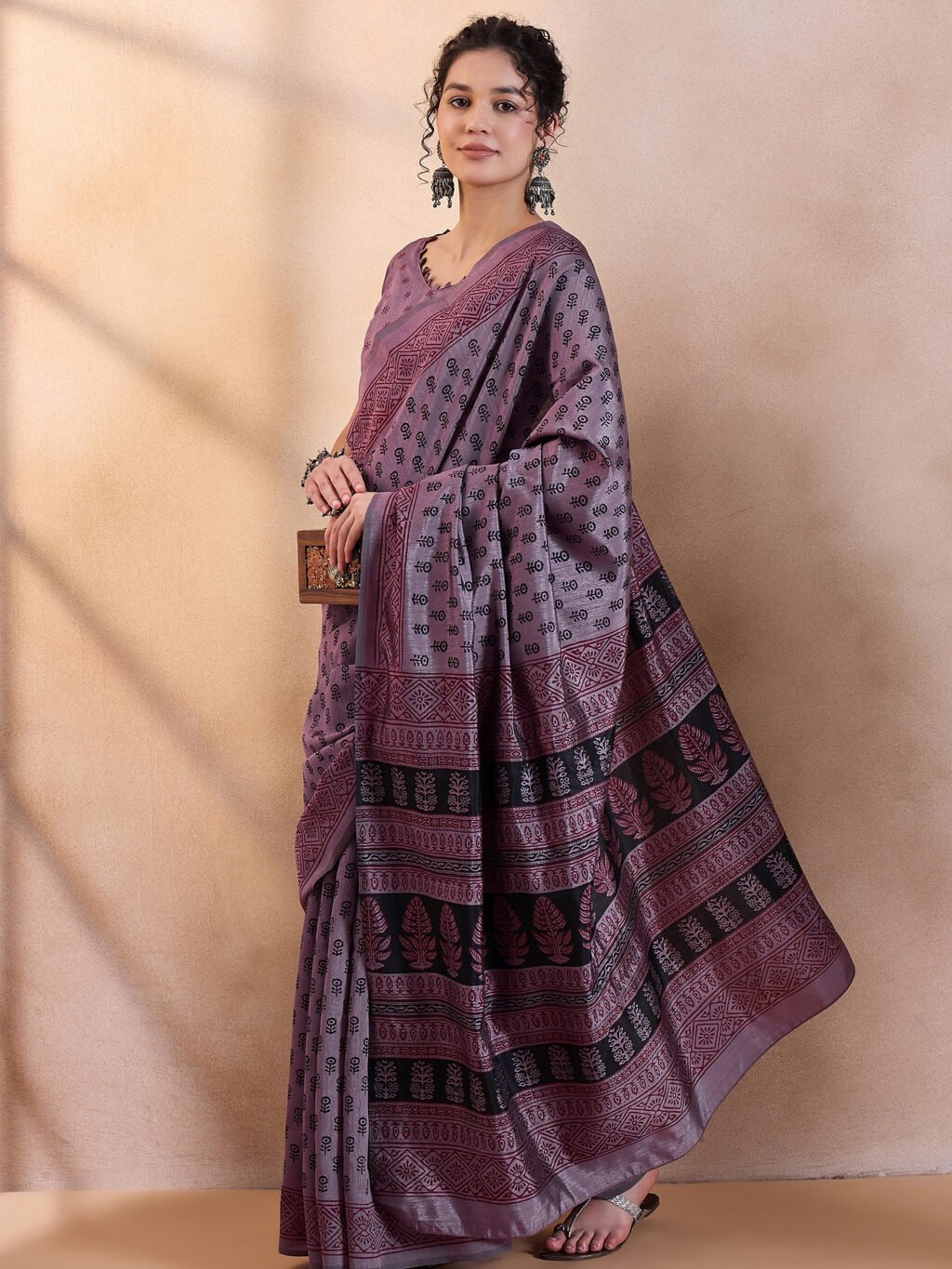 Violet Silk Saree - Image 3