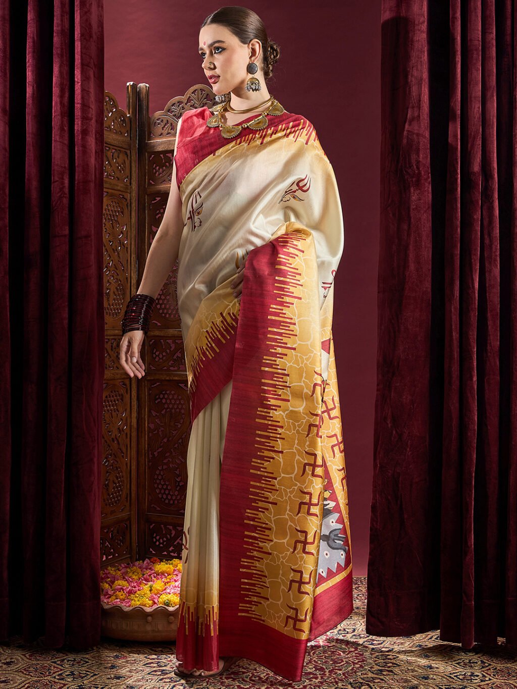 Get the best Banarasi silk saree