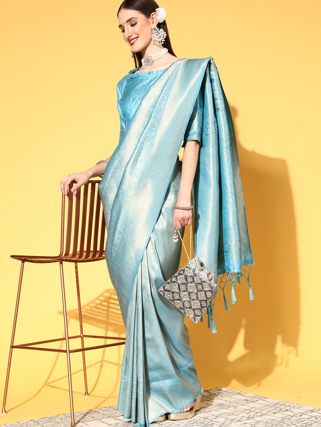Turquoise Silk Saree - Image 3