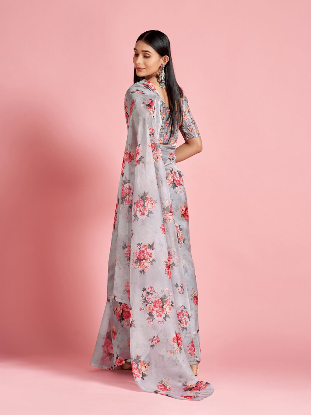 Floral Grey Organza SIlk Saree - Image 3