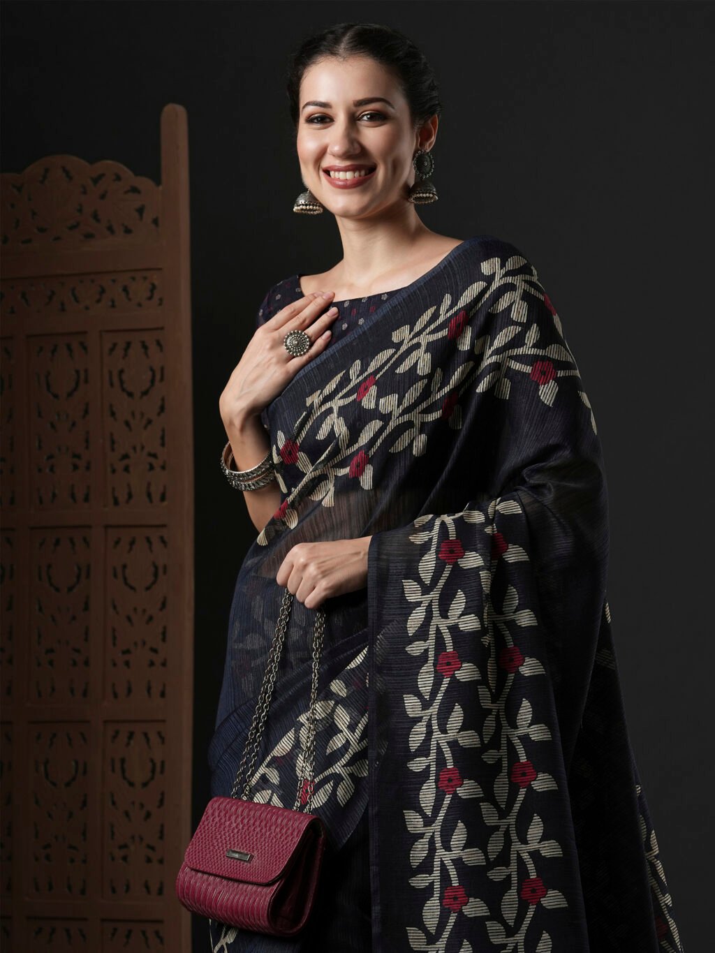 Ethnic Black Branded Cotton Saree - Image 4