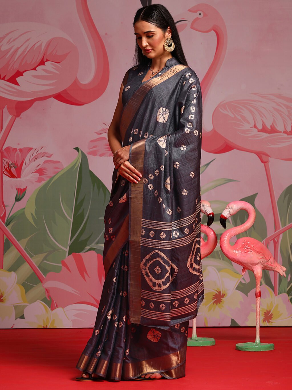Fossil Grey Printed Bandhani Silk Saree - Image 3
