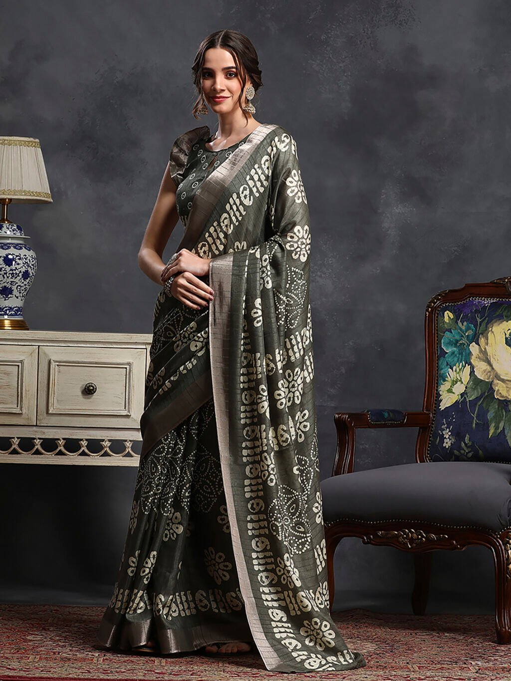 Olive Silk Saree - Image 3