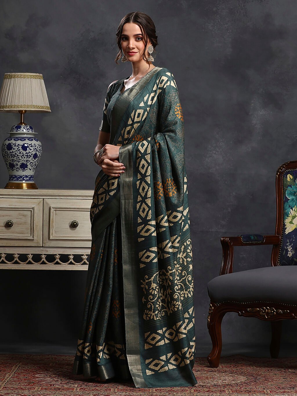 Teal Green Silk Saree - Image 3