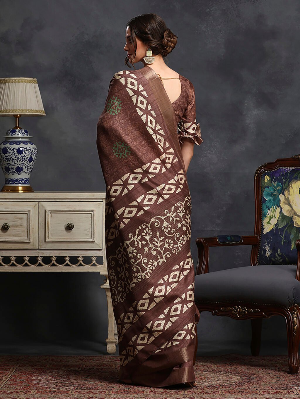 showcasing the beauty and craftsmanship of Traditional Saree.