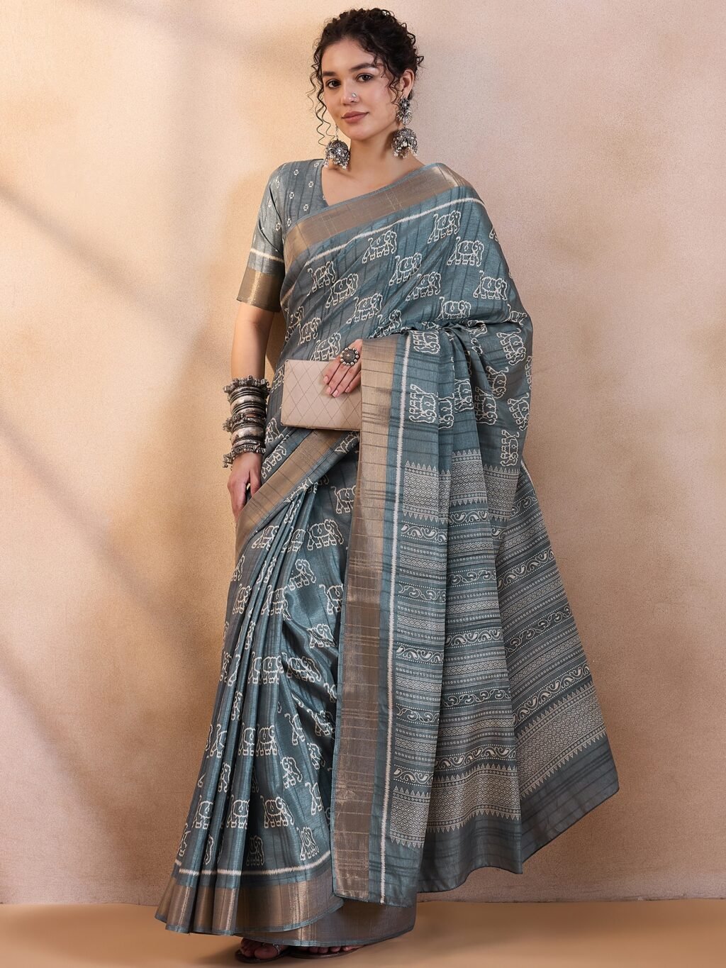 Sea Green Silk Saree - Image 4
