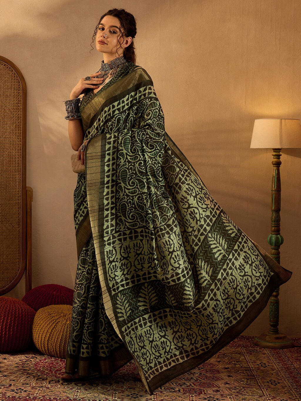 Olive Silk Saree - Image 4