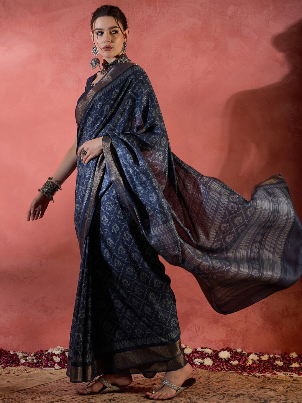 Get the best Paithani saree