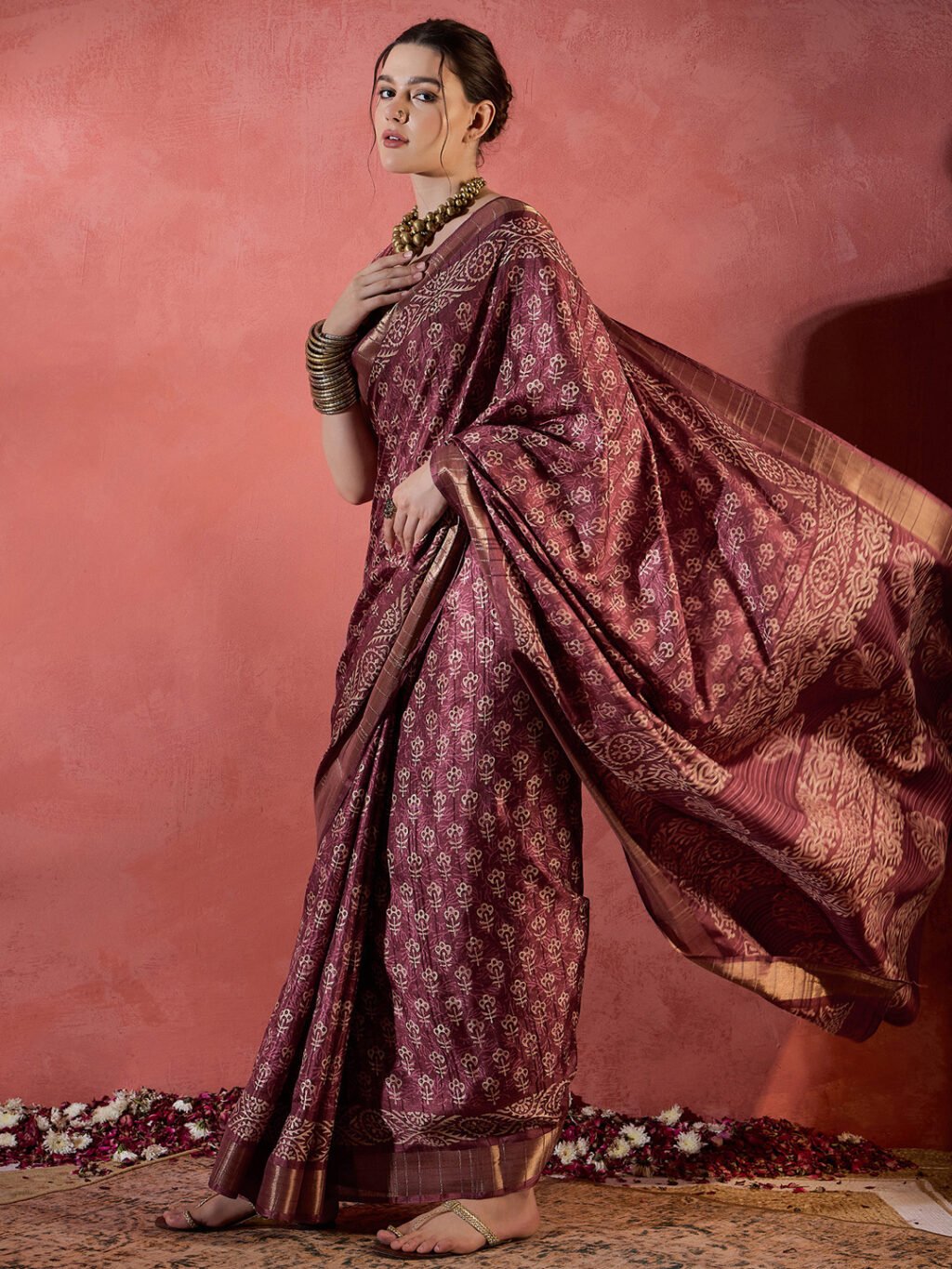 Burgundy Silk Saree - Image 3