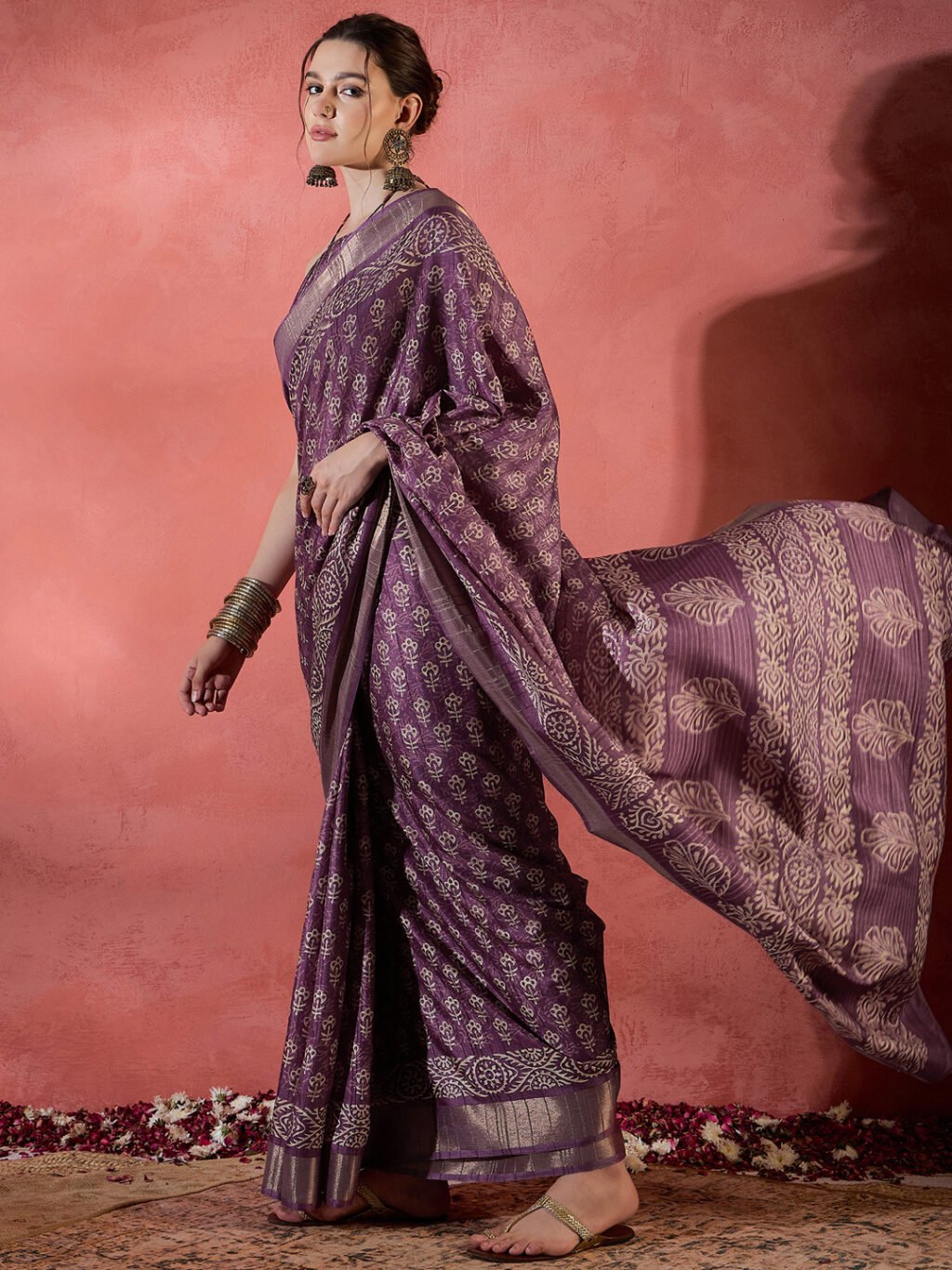 Magenta Silk Saree - Image 3