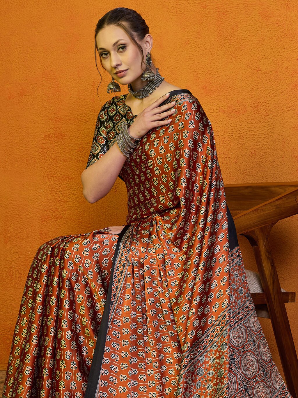 Get the best pathani saree