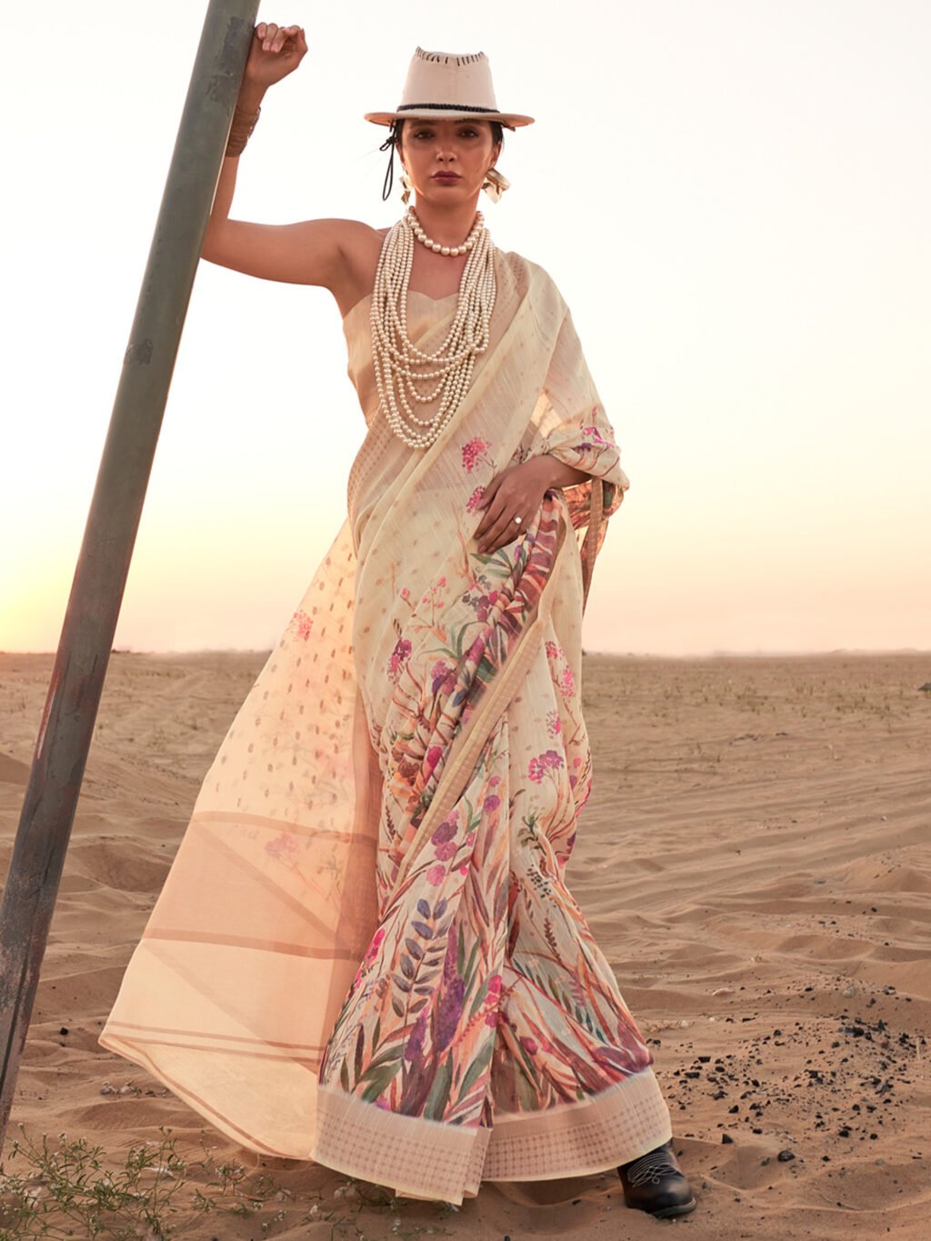 Image of Cream Linen Saree