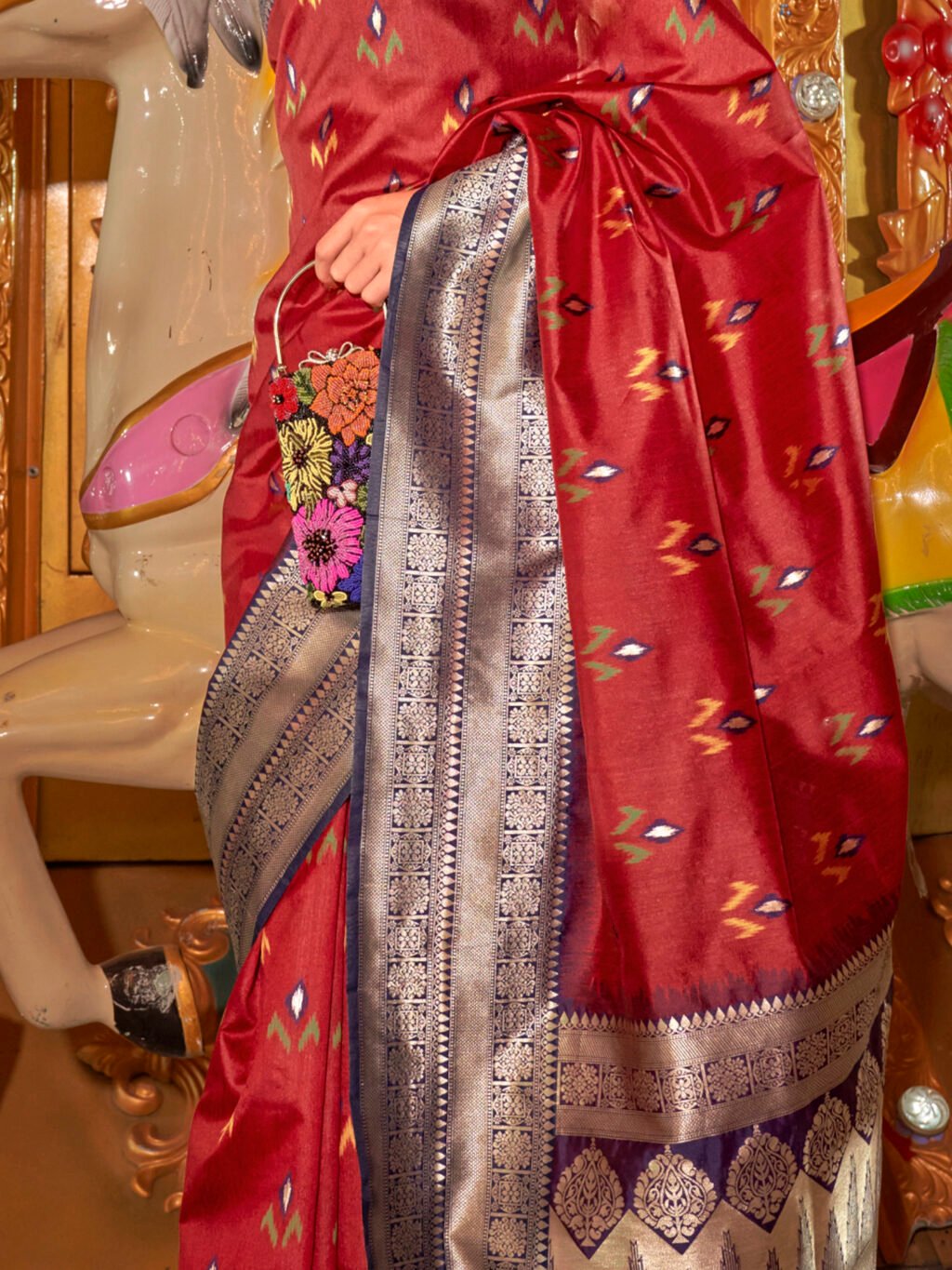Maroon Silk Saree - Image 4
