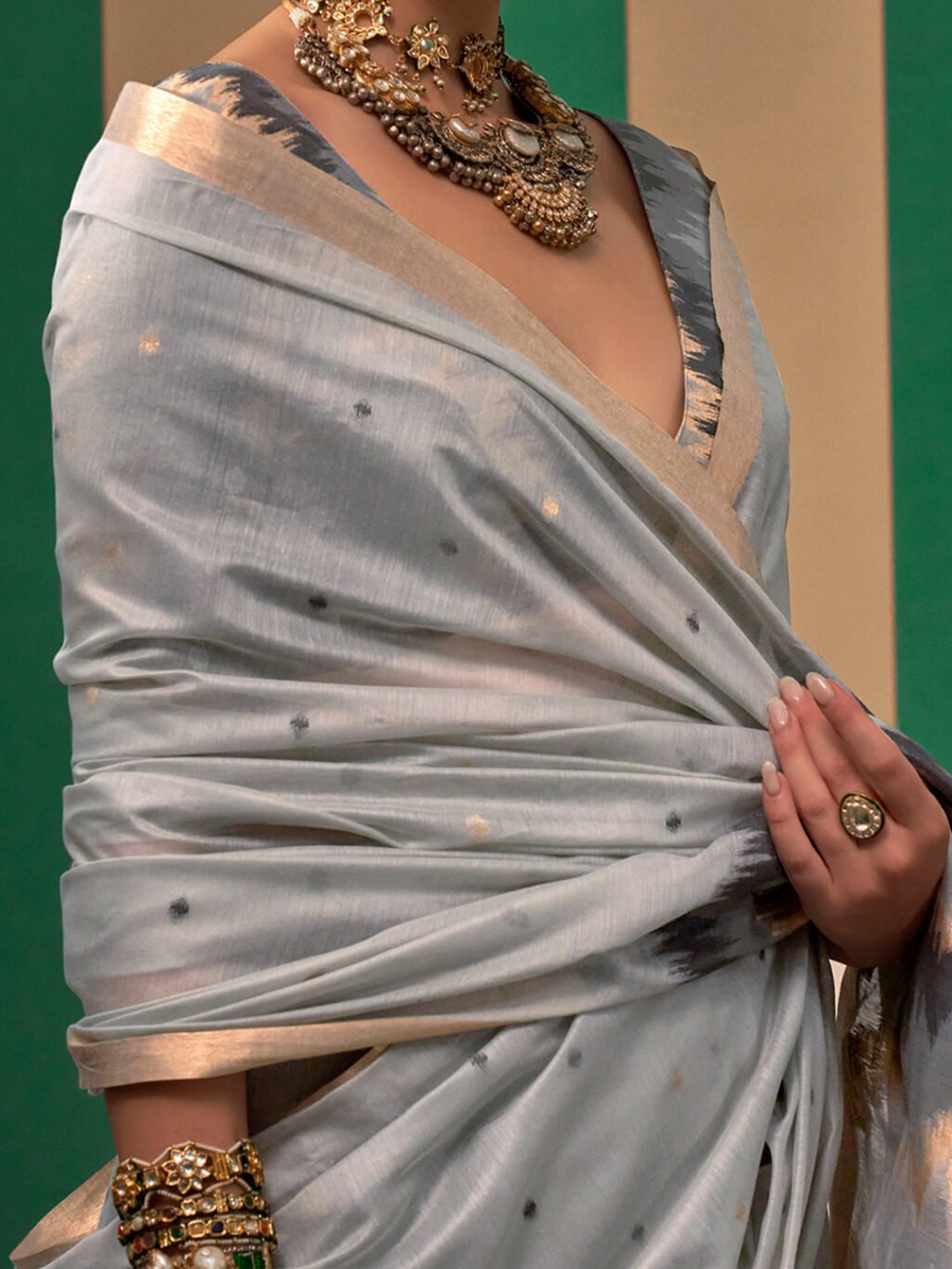 Grey Silk Saree - Image 4