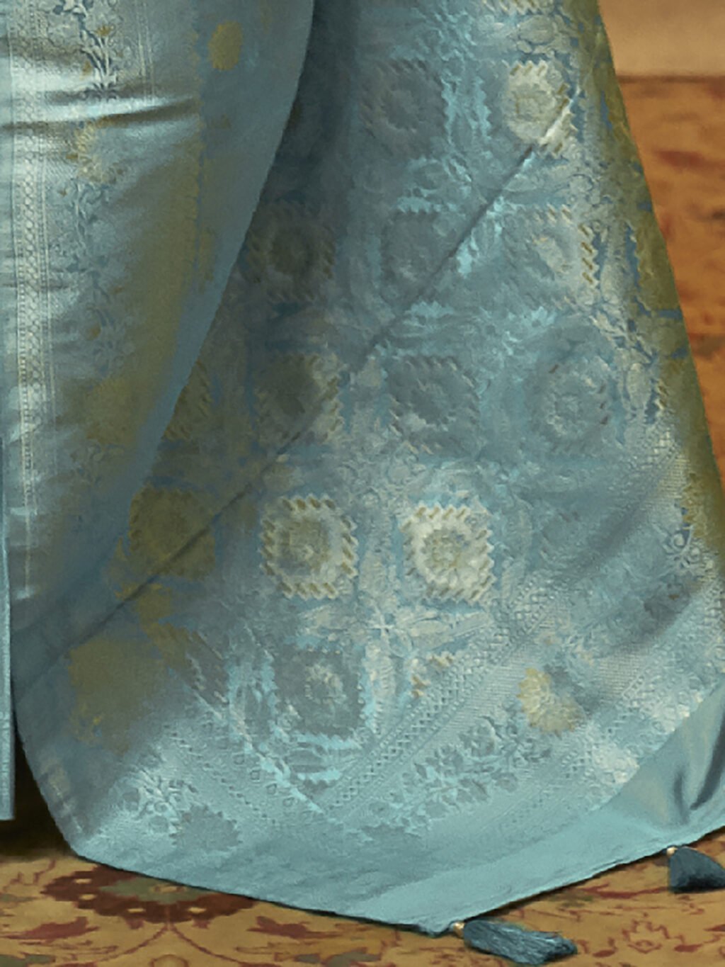 Blue Silk Saree - Image 4