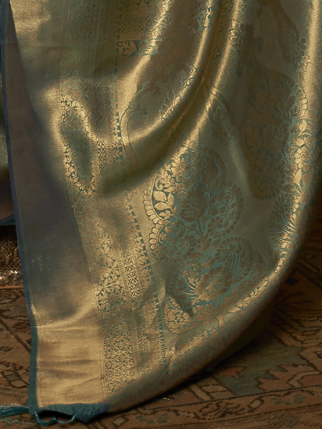 Teal Blue Silk Saree - Image 4