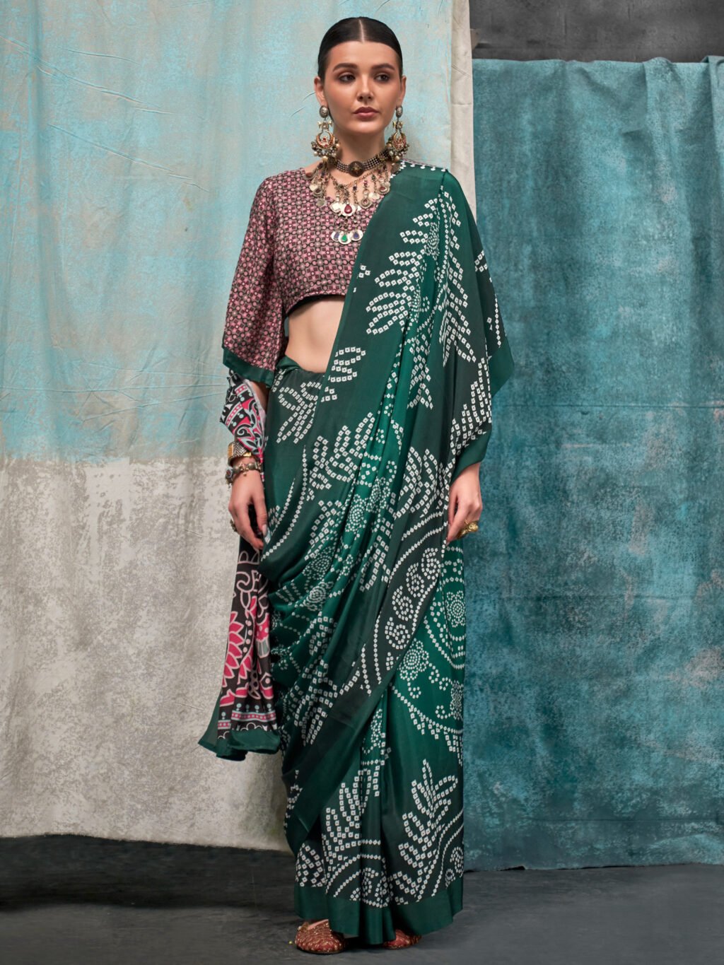 Green Saree - Image 3