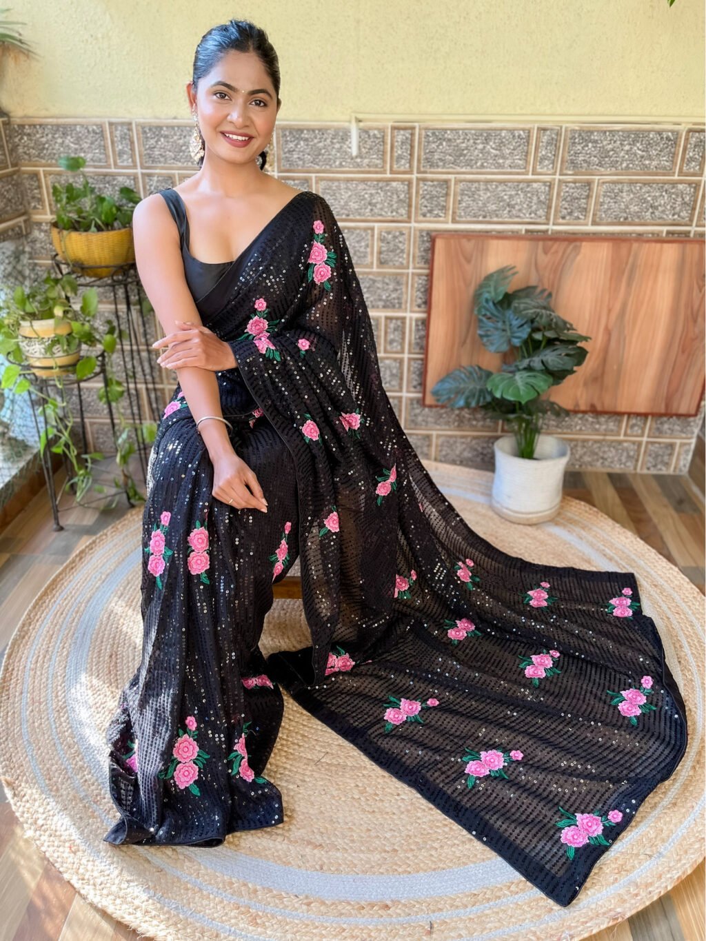 Floral Black Farewell Georgette Saree - Image 3