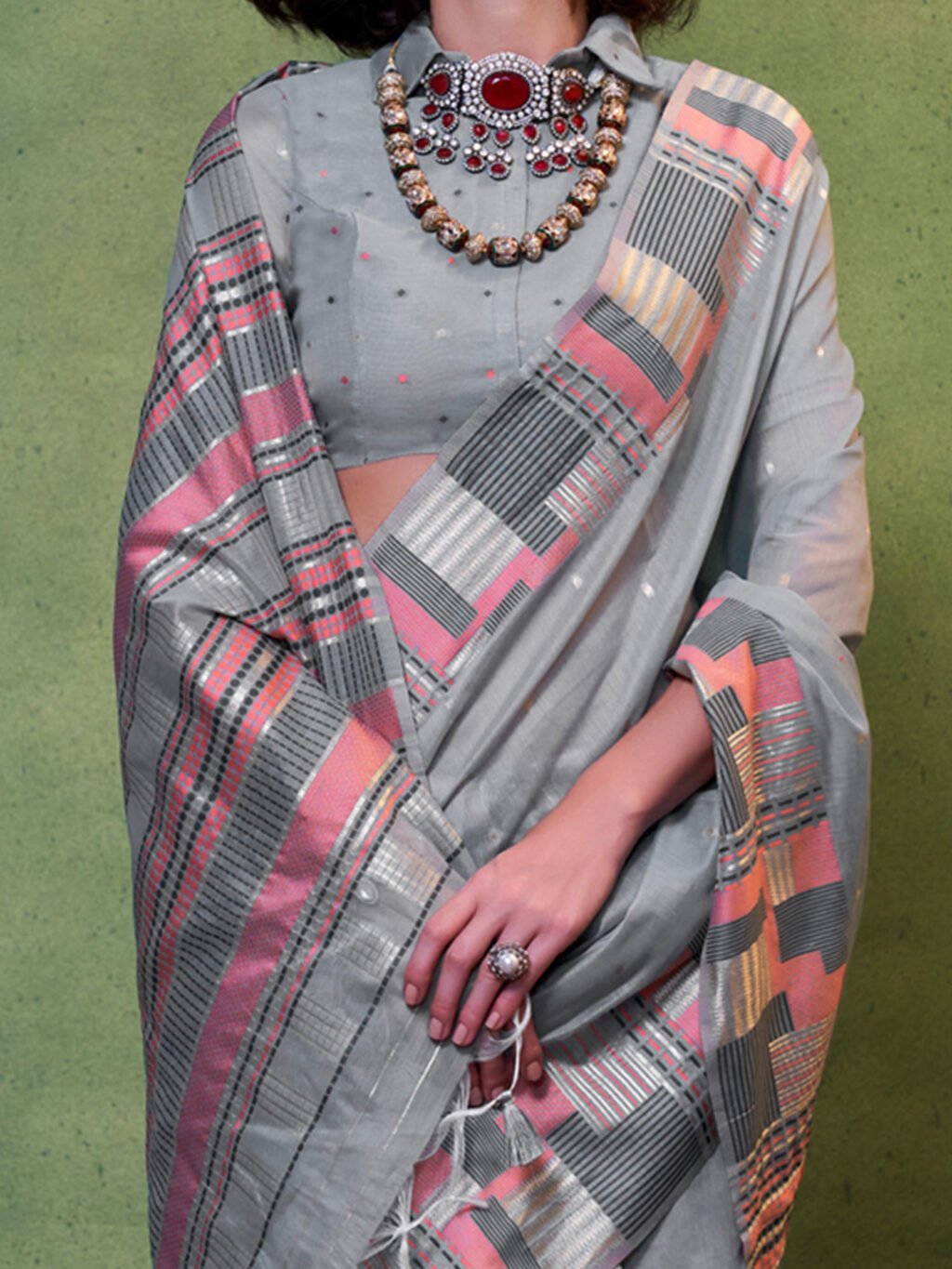 Grey Silk Saree - Image 4