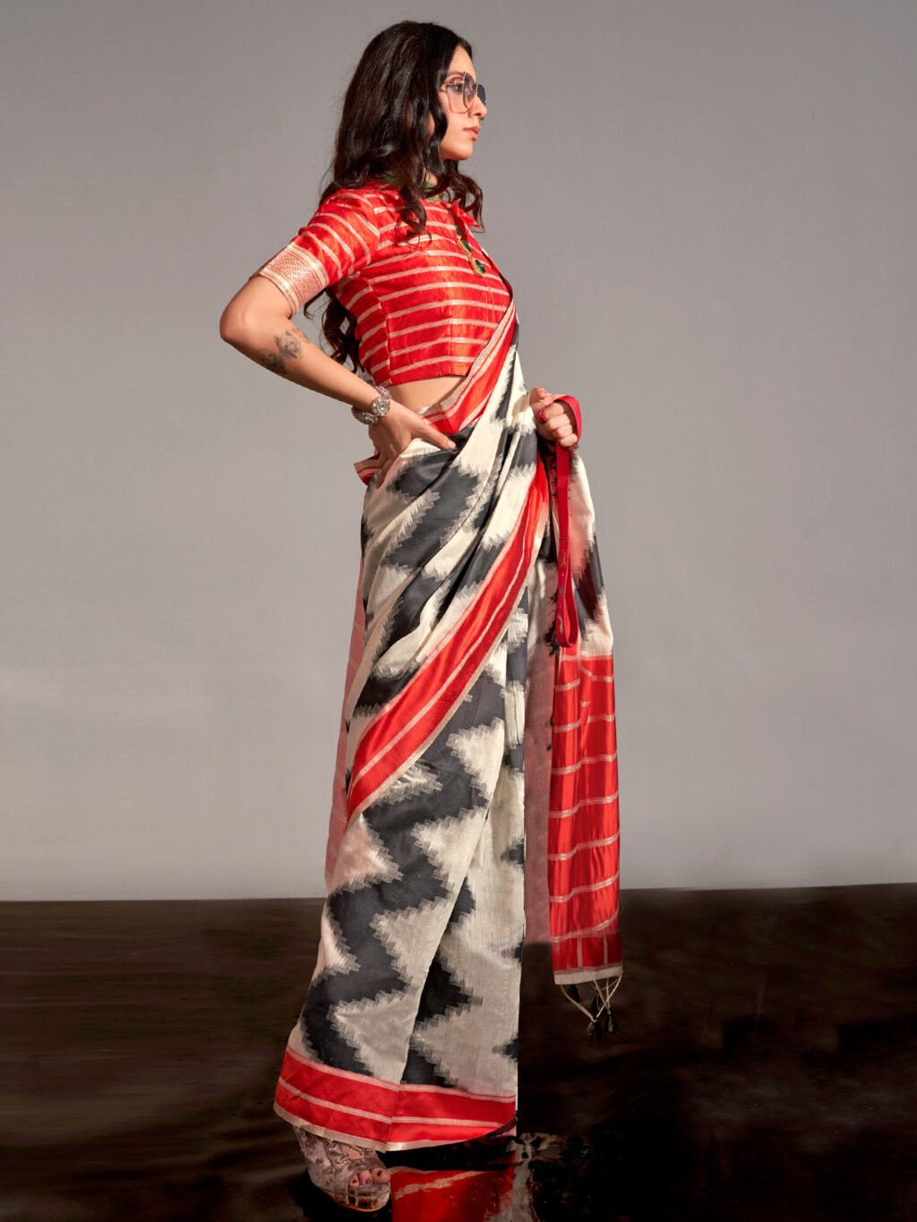 showcasing the beauty and craftsmanship of Traditional Saree.