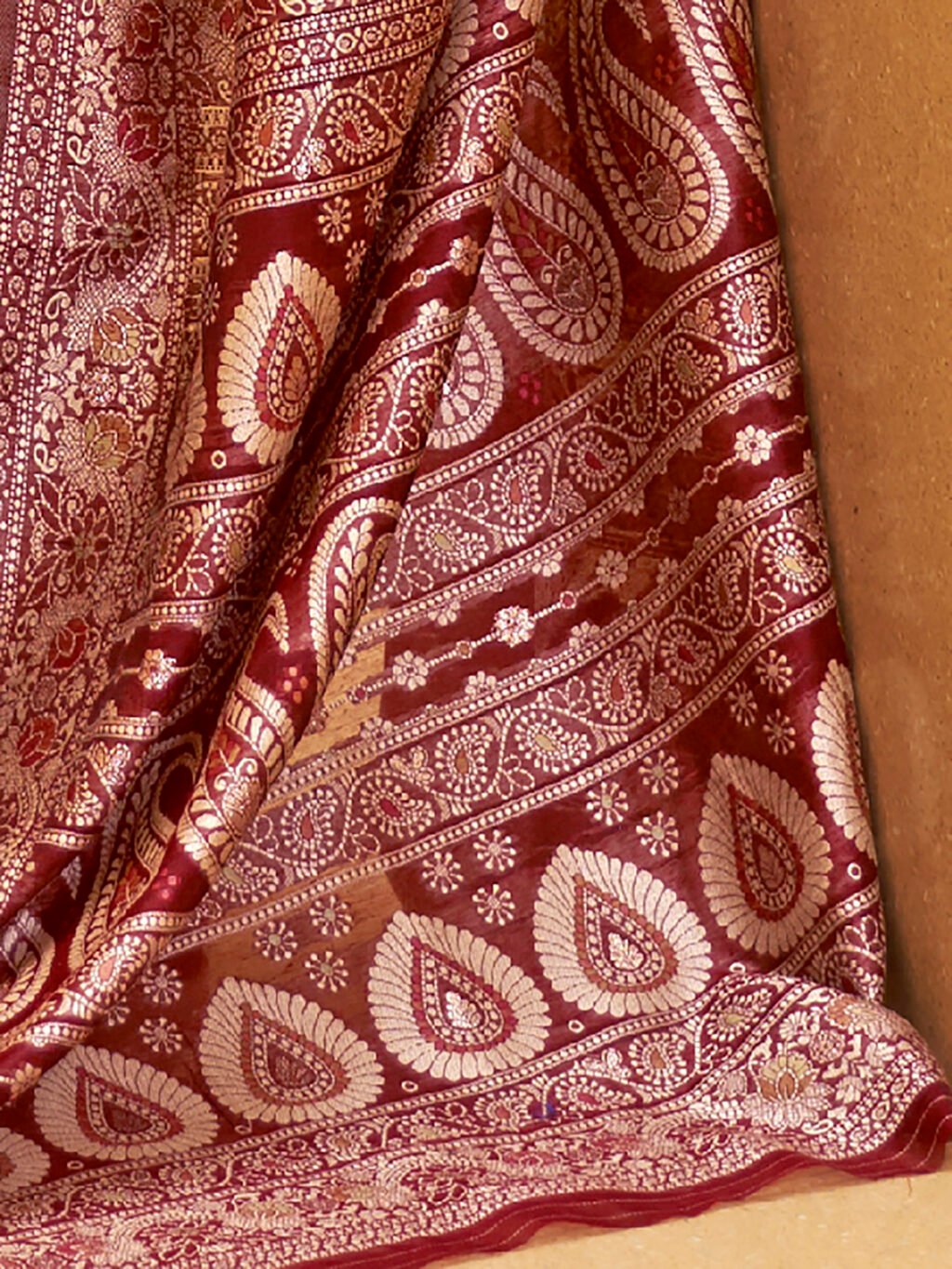 Maroon Silk Saree - Image 4