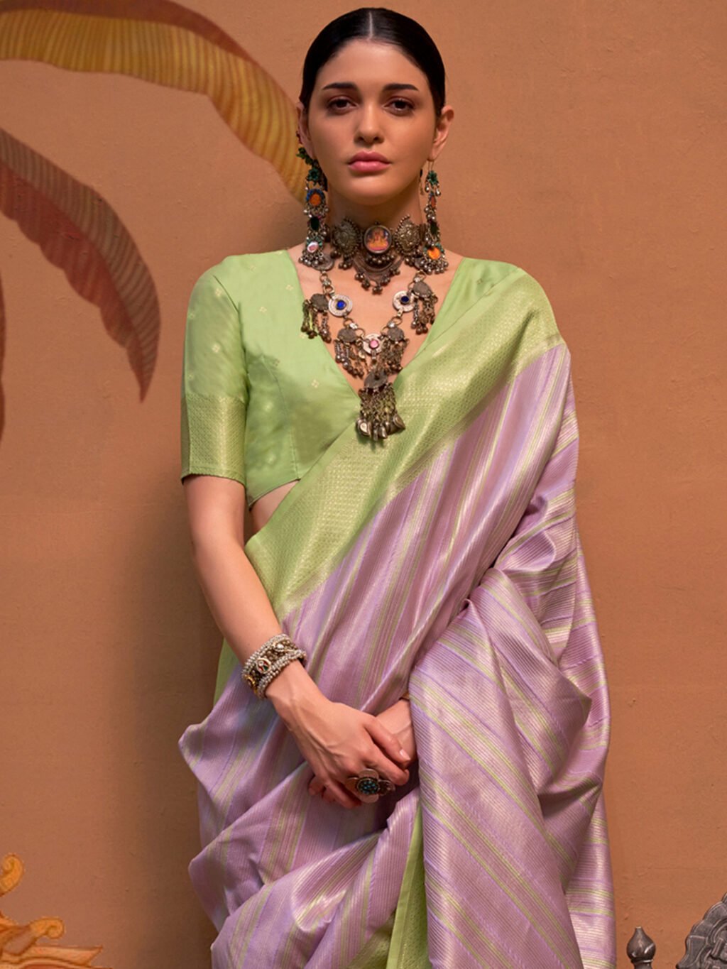 Lavendar Silk Saree - Image 4
