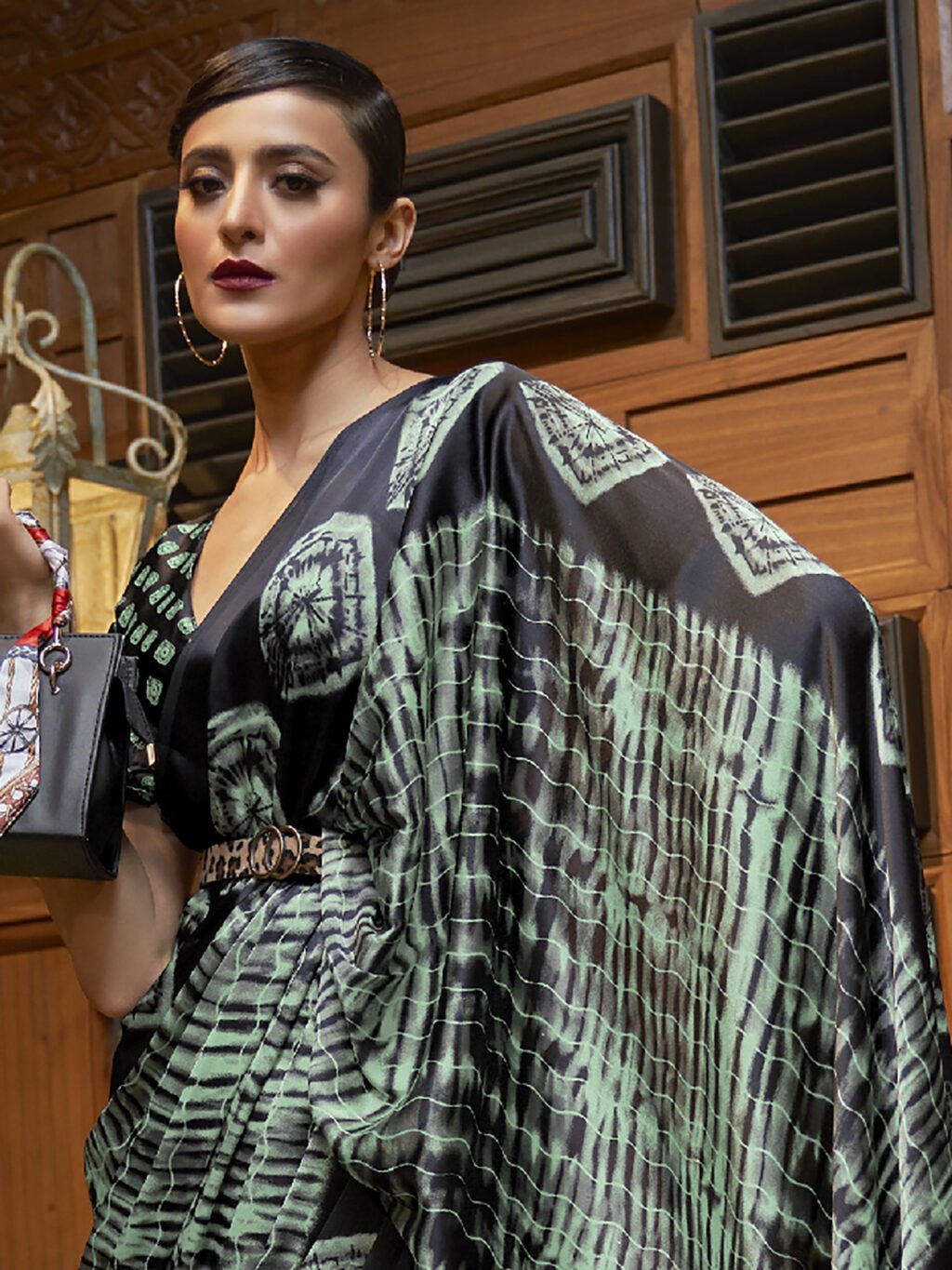 Get the best Meesho online shopping saree