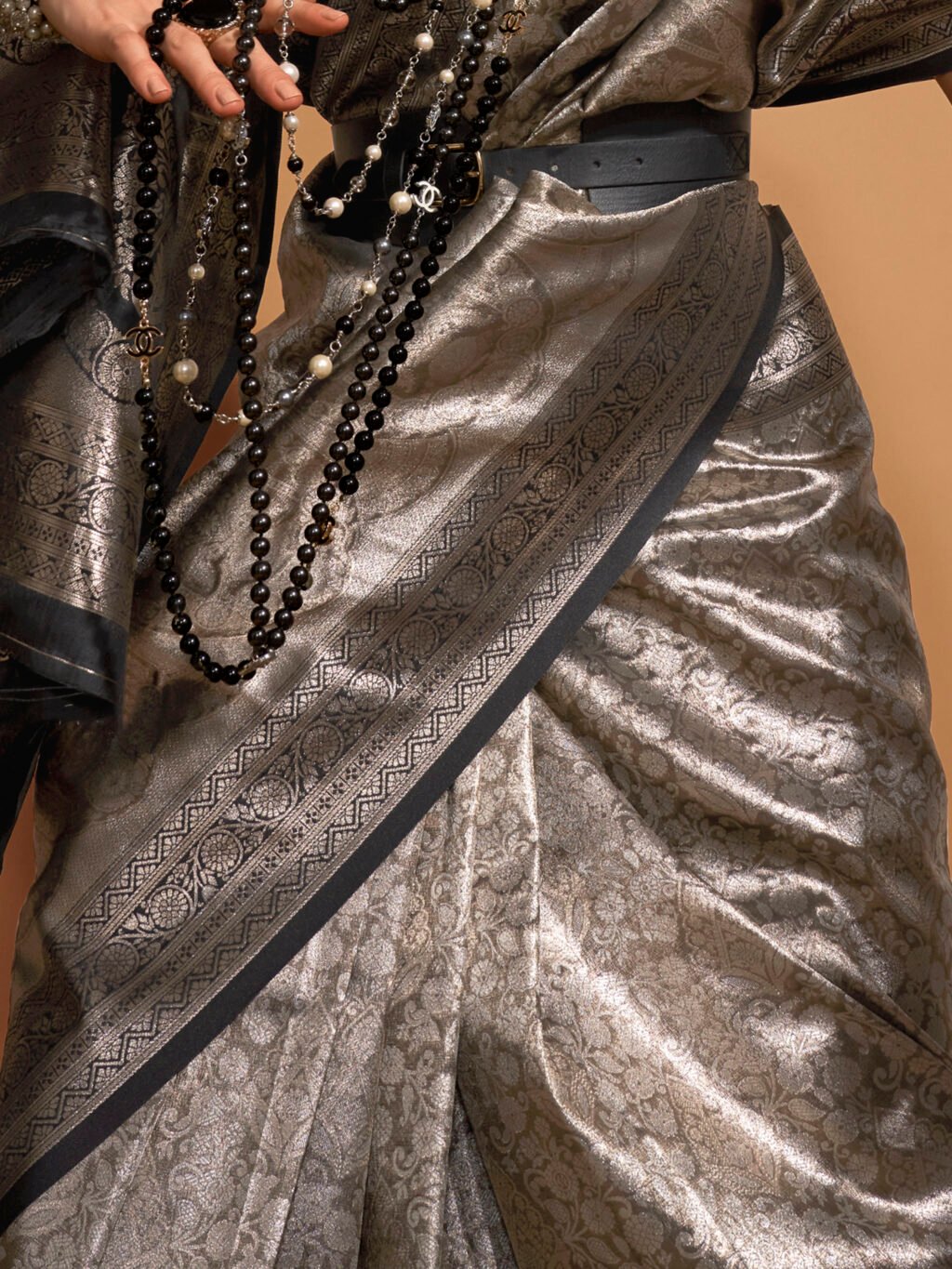 Olive Silk Saree - Image 3