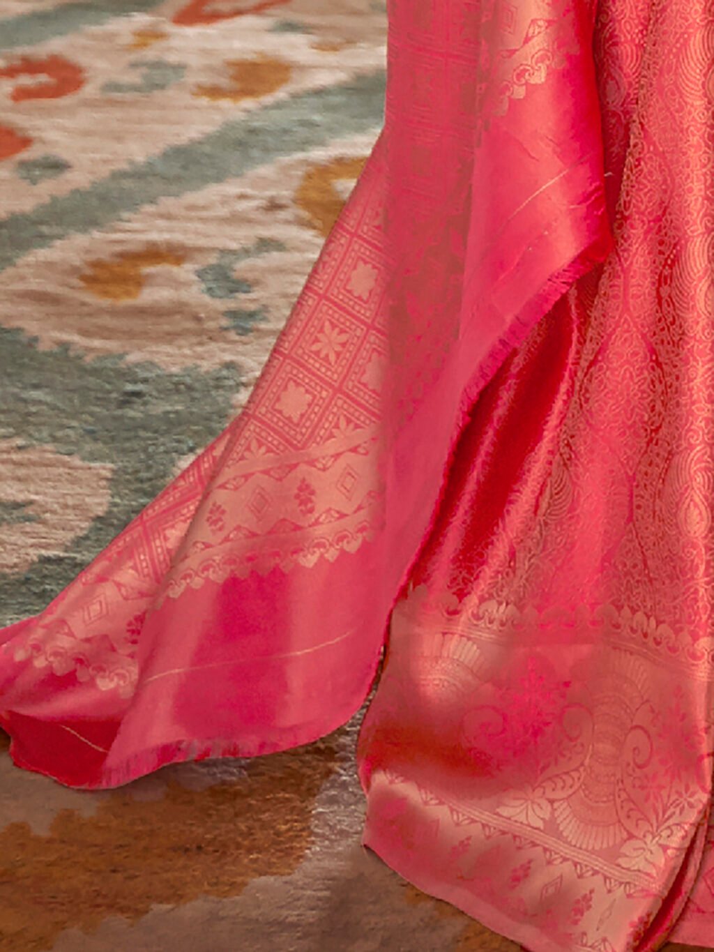 Get the best cotton saree