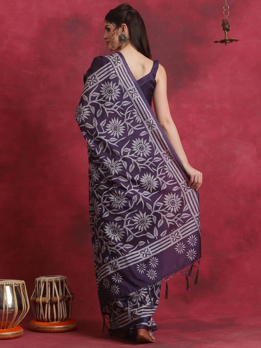 showcasing the beauty and craftsmanship of Silk Saree.