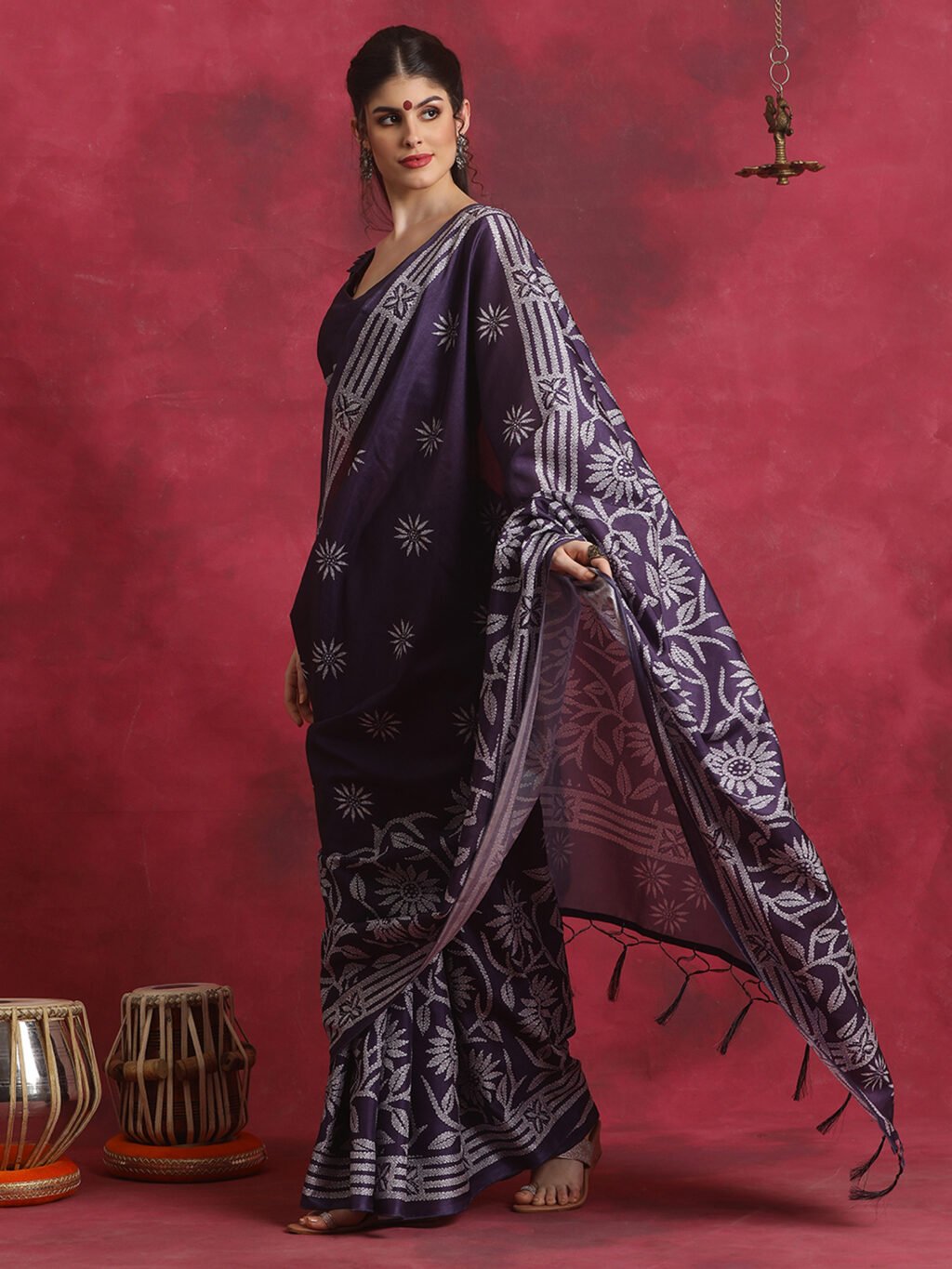 Plum Purple Printed Manipuri Silk Saree - Image 3