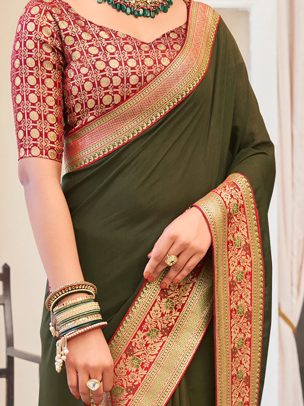 Olive Silk Saree - Image 3