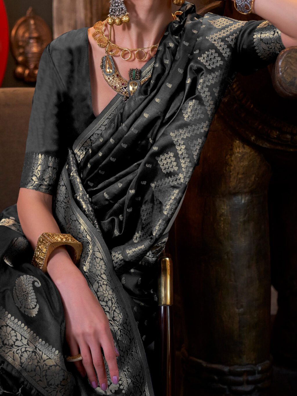 Black Silk Saree - Image 4