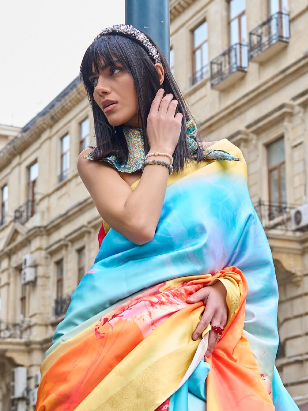 Yellowish Blue Digital Print Silk Saree - Image 3