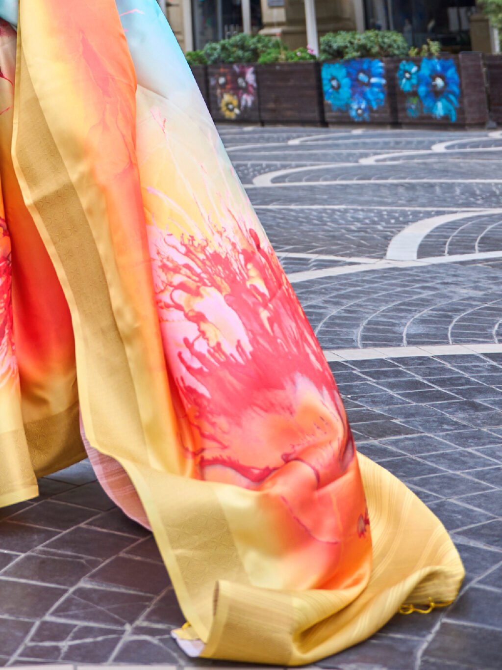 Yellowish Blue Digital Print Silk Saree - Image 4