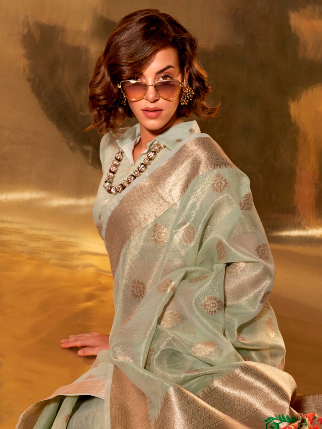 Korra Green Banarasi Paithani Silk Saree - Image 4