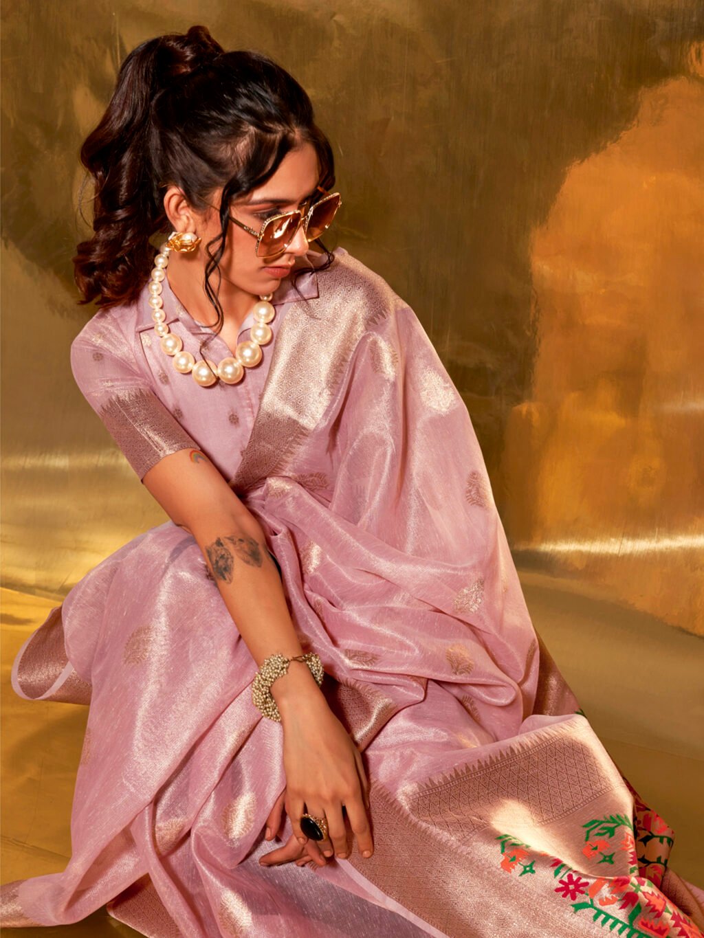 Korra Pink Banarasi Paithani Silk Saree - Image 4