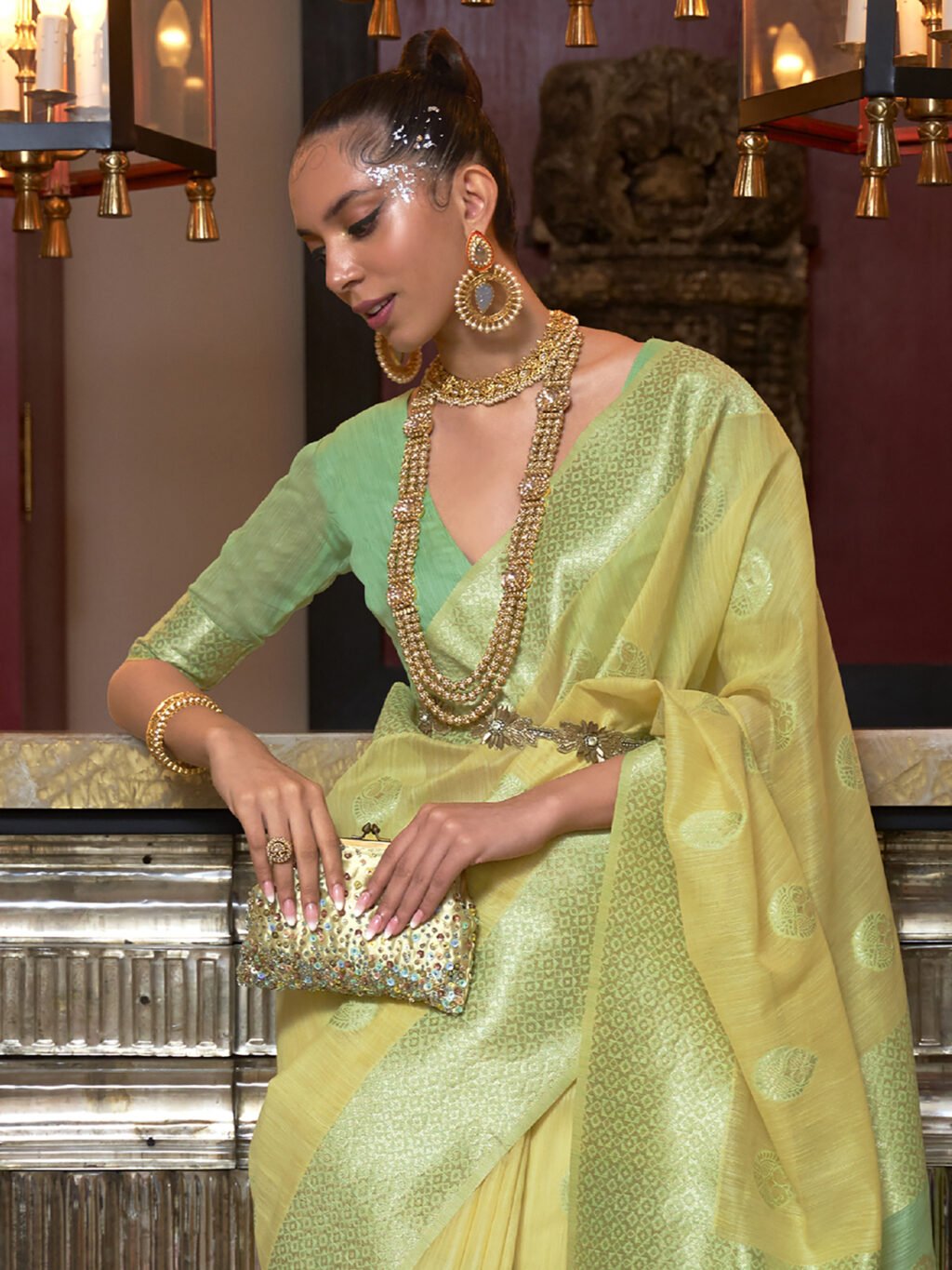 Get the best new saree design