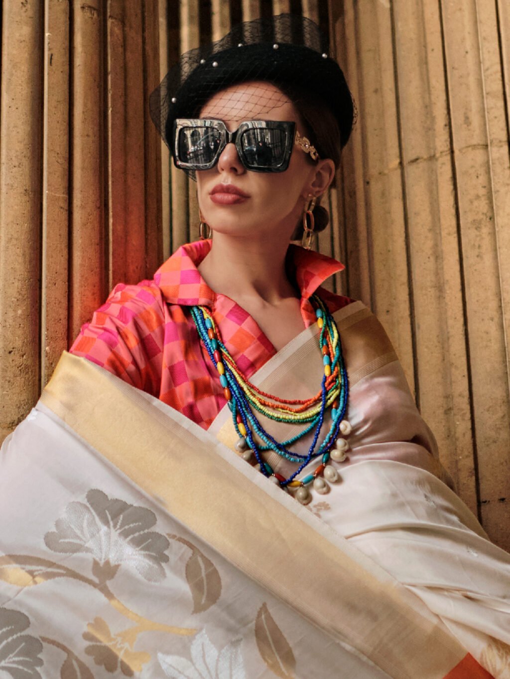 Off White Zari Soft Silk Handloom Saree - Image 4