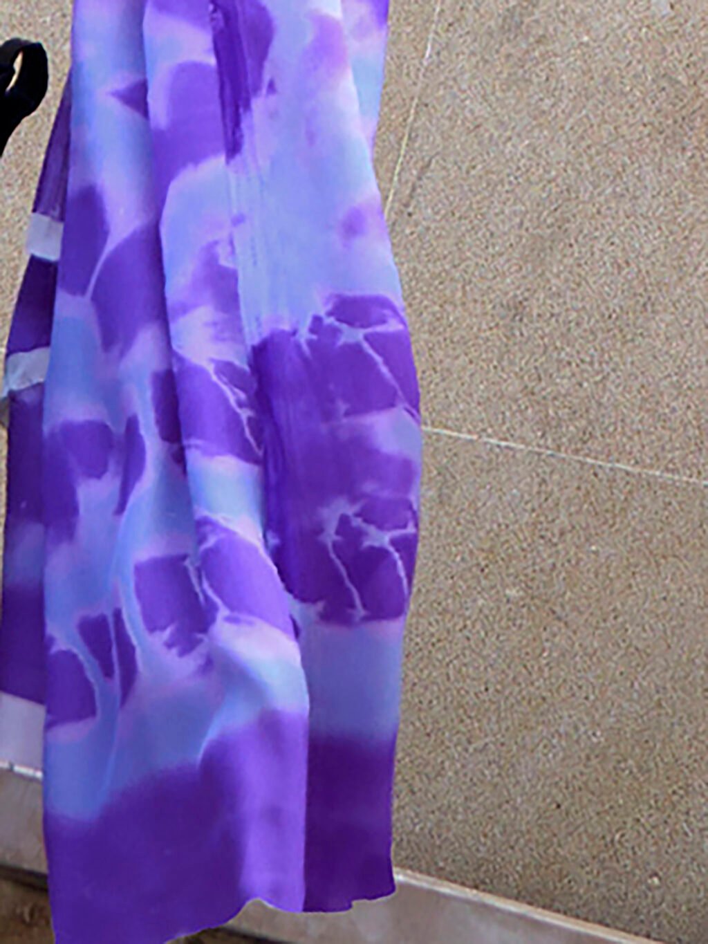 Lavender and Blue Satin Crepe Digital Printed Saree - Image 4