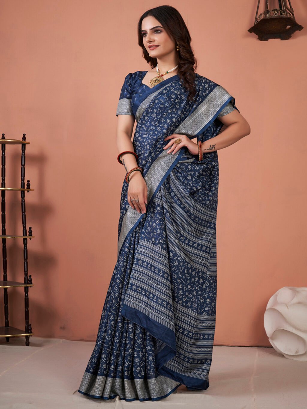 Navy Blue Silk Saree - Image 3