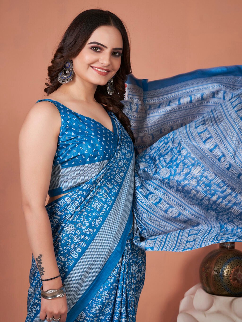 Light Blue Silk Saree - Image 4