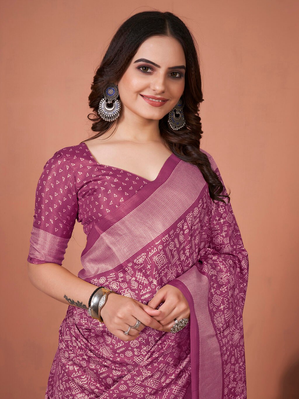 Magenta Silk Saree - Image 4