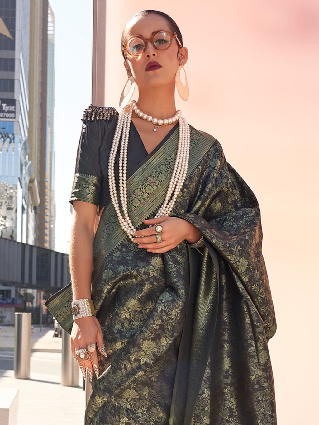 Black Silk Saree - Image 3